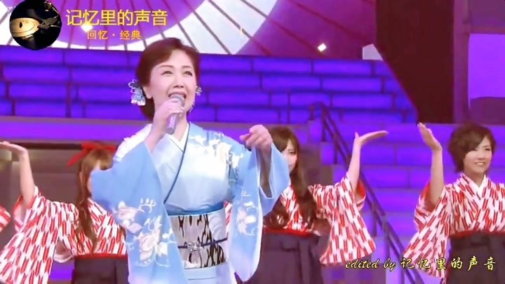 伍代夏子一曲《一个人的酒》深沉而有韵味!举手投足间满是优雅!