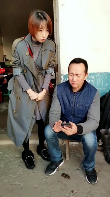 生活麻辣烫演员老头(生活麻辣烫老演员名字) 生存
麻辣烫演员老头(生存
麻辣烫老演员名字)（生活麻辣烫老头演员） 演员资讯