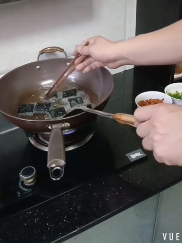 長沙臭豆腐黑豆腐的製作正宗長沙臭豆腐的詳細做法