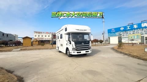 上汽躍進h500輕卡房車工廠定做