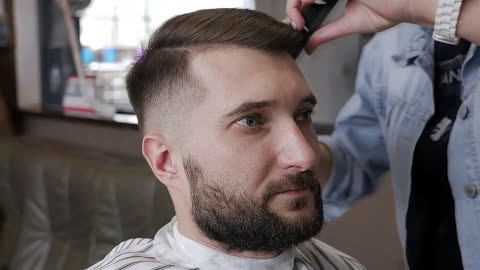 男士成熟的发型有哪些造型推荐