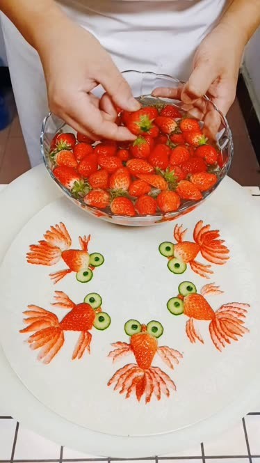 草莓金鱼